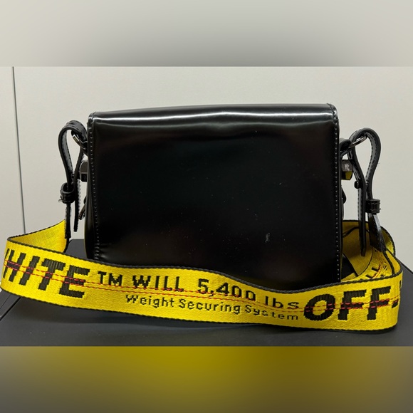 OFF - WHITE purse - Picture 3 of 5